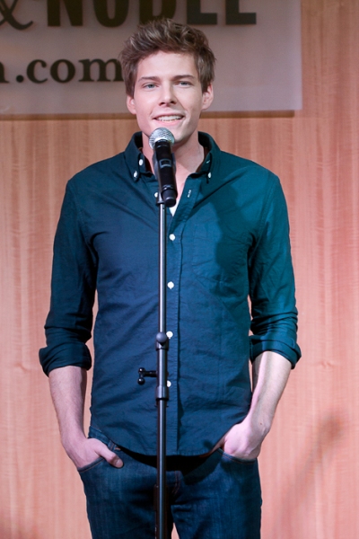 Photo Coverage: GODSPELL Promotes New Album at Barnes & Noble! Image