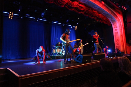 Photo Flash: Cast of SPIDER-MAN Performs on IMUS Image