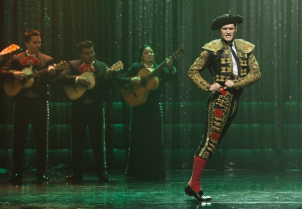 Photos and Audio: Tonight on GLEE- Ricky Martin, LMFAO, and More! Image