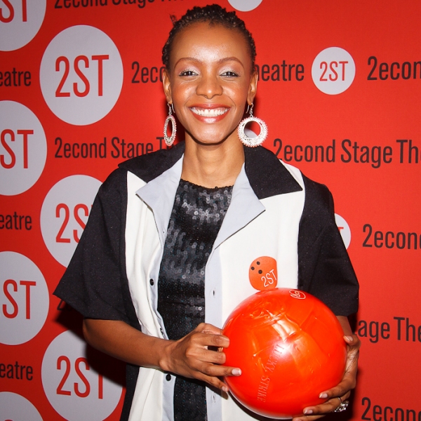 Photo Coverage: Alec Baldwin, Bobby Cannavale & More Come out for Second Stage Bowling Benefit! Image