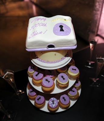 Photo Flash: PEEPSHOW Celebrates 1,000 Performances Image