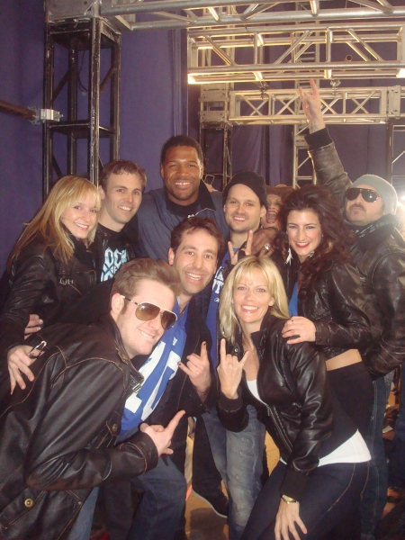 Michael Strahan and ROCK OF AGES Company Photo