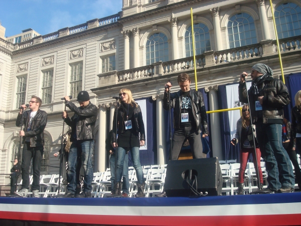 Photo Flash: Go Giants! ROCK OF AGES Plays the Super Bowl Parade! Image