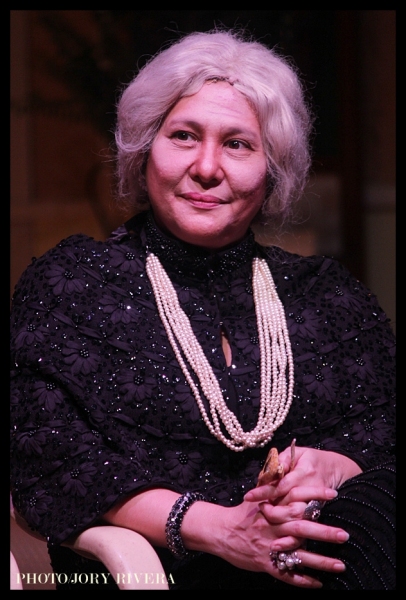 Photo Flash: Ken Ludwig’s LEADING LADIES Opens In Manila Image