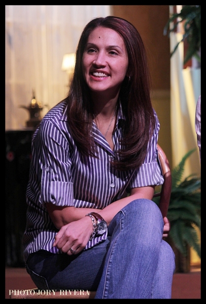 Photo Flash: Ken Ludwig’s LEADING LADIES Opens In Manila Image