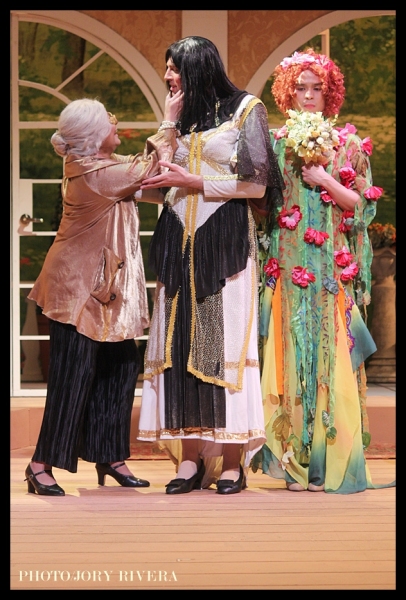 Photo Flash: Ken Ludwig’s LEADING LADIES Opens In Manila Image
