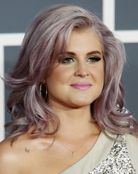 Photo Coverage: Red Carpet Fashions from the 2012 Grammys! Image