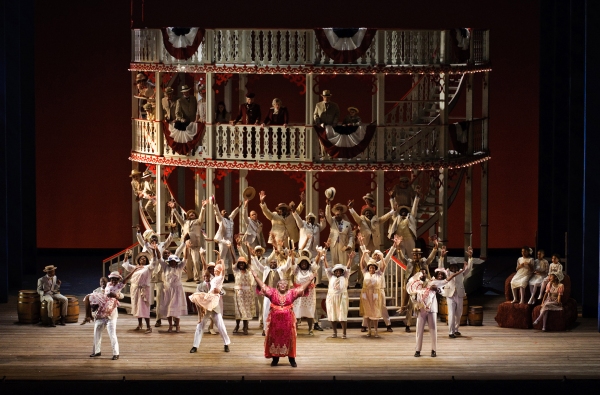 Photo Flash: SHOW BOAT Opens at Lyric Opera Image