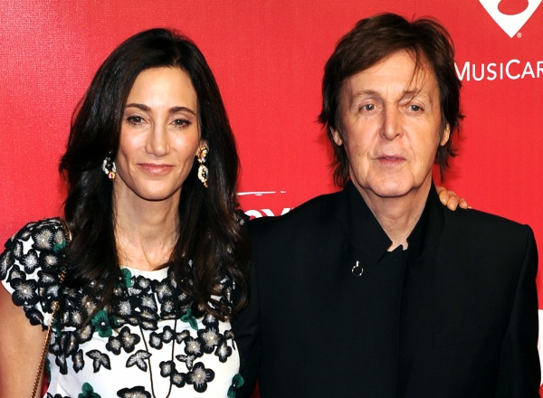 Photo Flash: Alicia Keys, Katy Perry, et al. at the 2012 Music Cares Gala Image