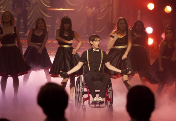 Photo Flash: Sneak Peek - GLEE's Winter Finale, 'On My Way!' Image