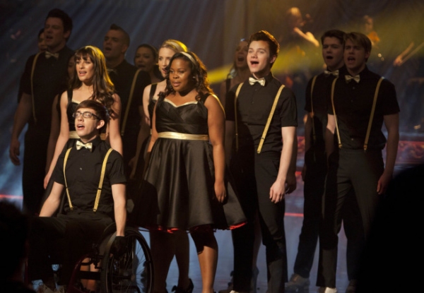 Photo Flash: Sneak Peek - GLEE's Winter Finale, 'On My Way!' Image