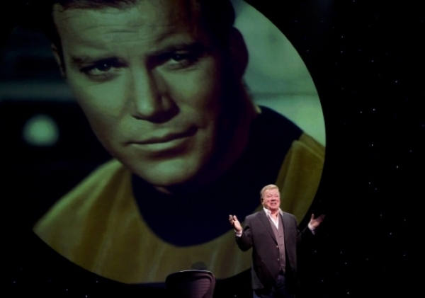 Photo Flash: First Look at SHATNER'S WORLD - WE JUST LIVE IN IT! Image