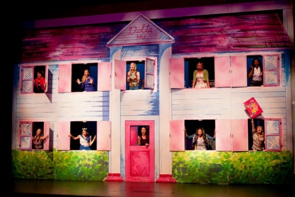 Photo Flash: First Look at Bailey Hanks in Diablo Theatre Company's LEGALLY BLONDE Image