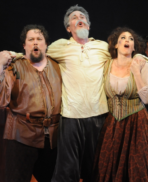Photo Flash: Musical Theatre West Presents Davis Gaines in MAN OF LA MANCHA Image