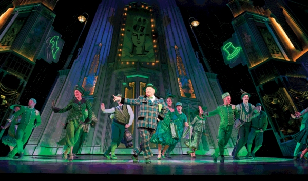 Photo Flash: First Look at Sophie Evans, Russell Grant in THE WIZARD OF OZ  Image