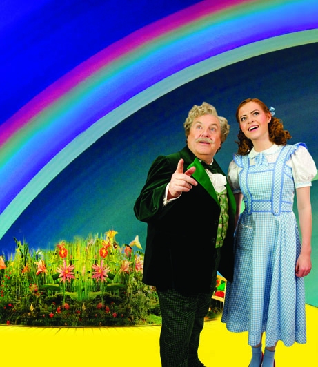 Photo Flash: First Look at Sophie Evans, Russell Grant in THE WIZARD OF OZ Image