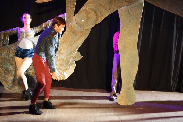 Photo Flash: Quest Theatre Company Presents BARNUM Image