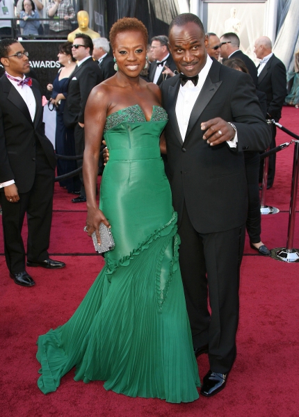 Photo Coverage: 2012 Academy Awards - Red Carpet Part 2 Image