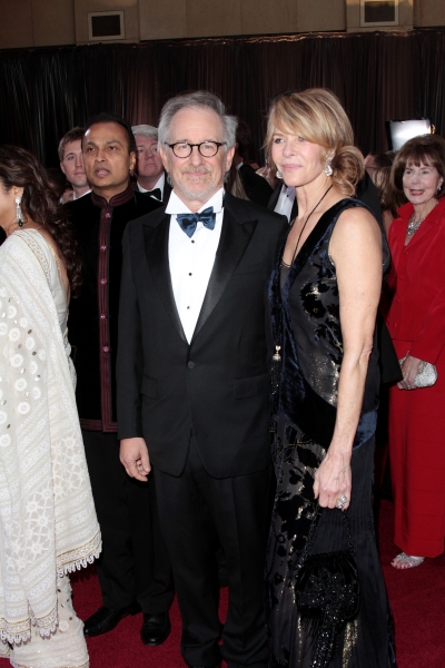 Photo Coverage: 2012 Academy Awards - Red Carpet Part 2 Image