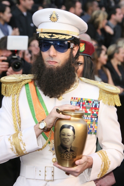 Photo Coverage: 2012 Academy Awards - Red Carpet Part 2 Image