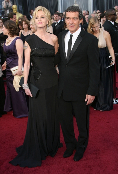 Photo Coverage: 2012 Academy Awards - Red Carpet Part 2 Image