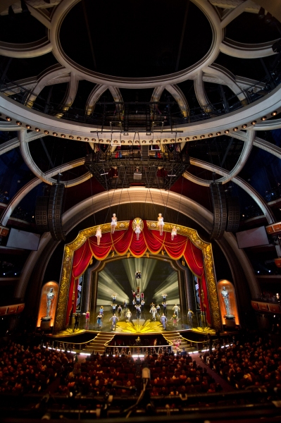 Photo Flash: CIRQUE DU SOLEIL at the Academy Awards 2012 Image