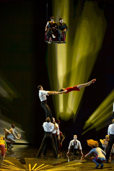 Photo Flash: CIRQUE DU SOLEIL at the Academy Awards 2012 Image
