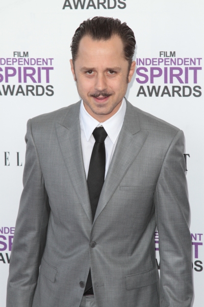 Photo Coverage: 2012 Starry Spirit Awards Red Carpet - Zac Efron, Michelle WIlliams & More! Image