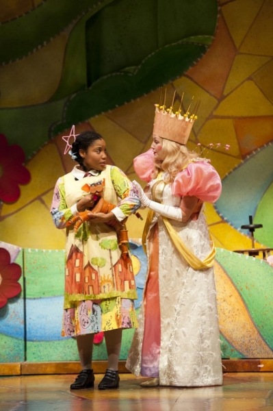 Photo Flash: Alliance Theatre Presents THE WIZARD OF OZ Image
