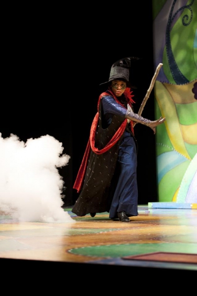 Photo Flash: Alliance Theatre Presents THE WIZARD OF OZ Image