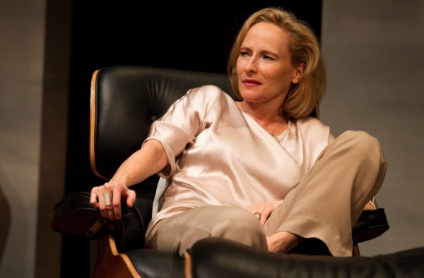 Photo Flash: Signature Theatre Company Presents Edward Albee’s THE LADY FROM DUBUQUE Image