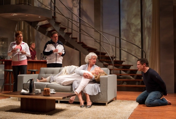 Photo Flash: Signature Theatre Company Presents Edward Albee’s THE LADY FROM DUBUQUE Image