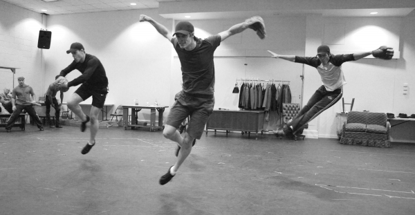 Photo Coverage: Meet the Company of Paper Mill's DAMN YANKEES! Image
