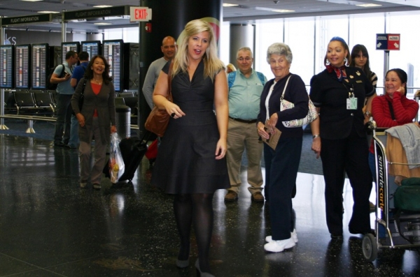 Photo Flash: Florida Grand Opera's Flash Mob at Miami Airport Image