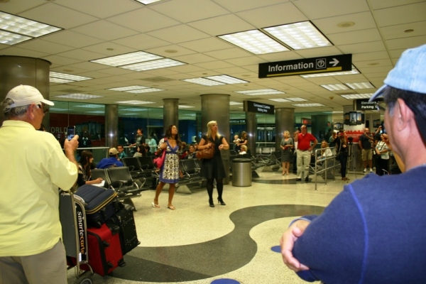 Photo Flash: Florida Grand Opera's Flash Mob at Miami Airport 