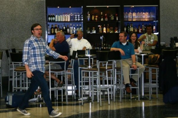 Photo Flash: Florida Grand Opera's Flash Mob at Miami Airport Image