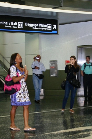 Photo Flash: Florida Grand Opera's Flash Mob at Miami Airport Image