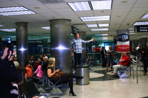 Photo Flash: Florida Grand Opera's Flash Mob at Miami Airport Image