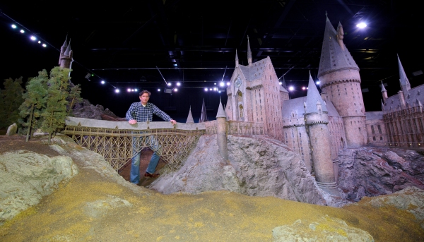 Photo Flash: Check Out HARRY POTTER's Hogwarts Castle Model! Image