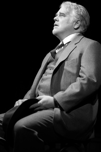 Photo Flash: First Look at DEATH OF A SALESMAN Starring Andrew Garfield & Philip Seymour Hoffman! Image