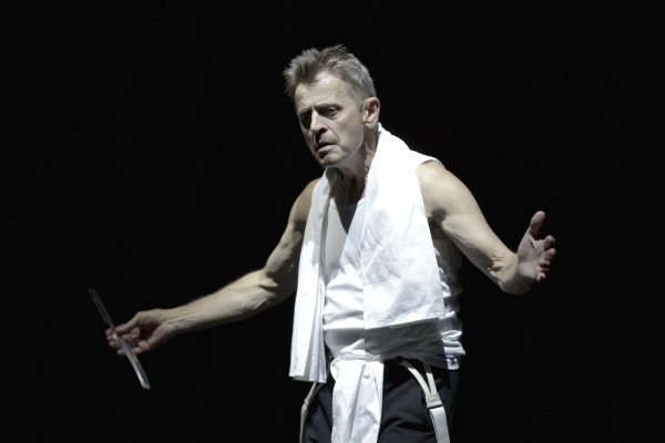 Photo Flash: Baryshnikov in Berkley Rep's IN PARIS Image