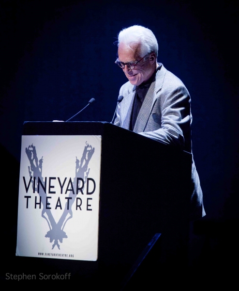 Photo Coverage: Debra Messing, Marlo Thomas & More Honor Linda Lavin at Vineyard Theatre Image