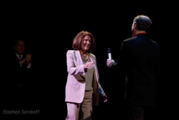 Photo Coverage: Debra Messing, Marlo Thomas & More Honor Linda Lavin at Vineyard Theatre Image