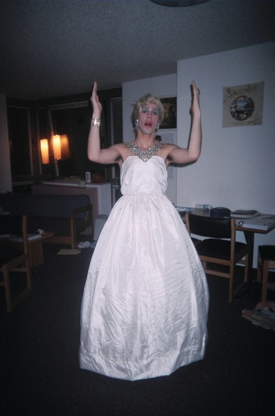 Photo Flash: EVITA Contest - Throw Your Arms Up!  Image