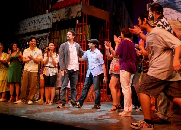 Photo Flash: Lin-Manuel Miranda Leads IN THE HEIGHTS Manila Curtain Call Image