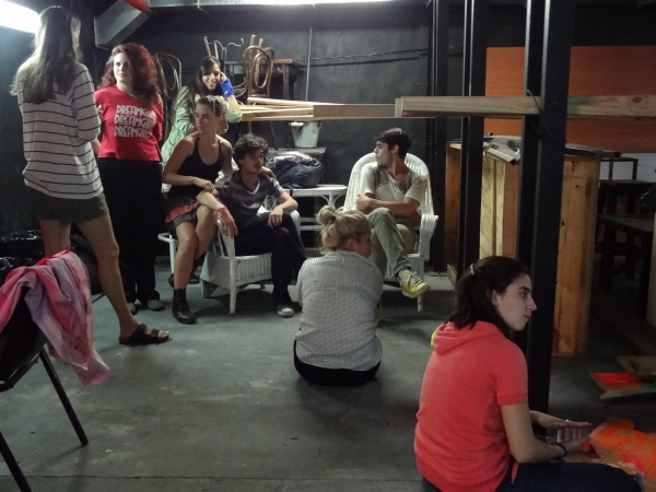 Photo Coverage: 'La Parka' se prepara para salir a escena Image