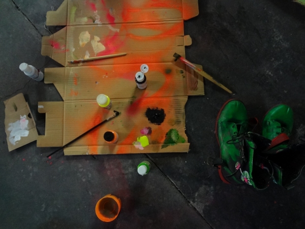 Photo Coverage: 'La Parka' se prepara para salir a escena Image