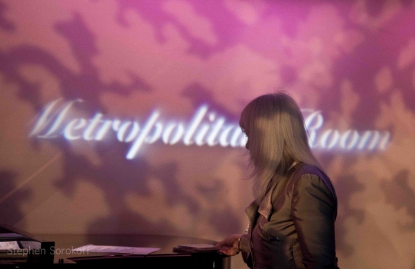 Photo Coverage: Mo Rocca, Karen Mason, Lisa Lampanelli et al. Join Jamie deRoy & Friends at the Metropolitan Room Image