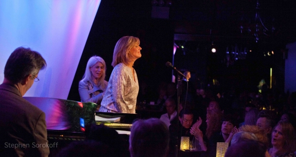 Photo Coverage: Mo Rocca, Karen Mason, Lisa Lampanelli et al. Join Jamie deRoy & Friends at the Metropolitan Room Image