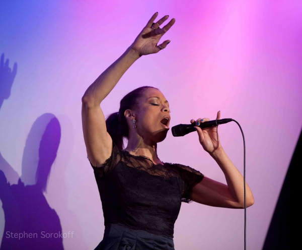 Photo Coverage: Mo Rocca, Karen Mason, Lisa Lampanelli et al. Join Jamie deRoy & Friends at the Metropolitan Room Image